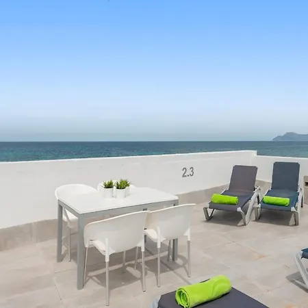 Apartment Blau Blue 3 *